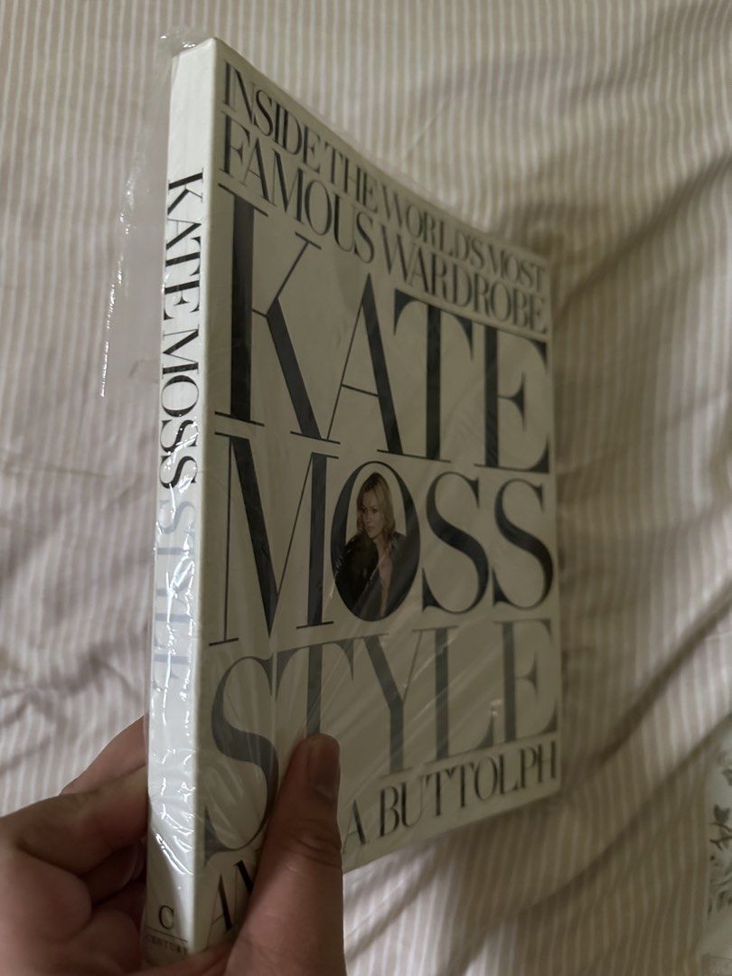 Kate Moss Style Book (Category: Storybooks) located in Cavite. Submitted by dearreaderph (Listing ID 1469168625, Image 2). Description: Last price posted good condition Rare fashion book on Kate Moss and her enduring personal style/ addition to your fashion book collection .