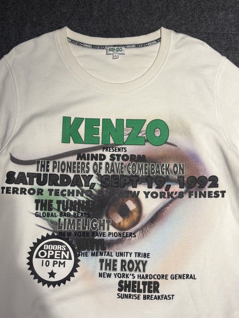 Kenzo crewneck (Category: Hoodies) located in Manila. Submitted by austinace04 (Listing ID 1469162847, Image 2). Description: Brand new condition Size L On Tag 22 x 27 10/10 color rate Issue none.