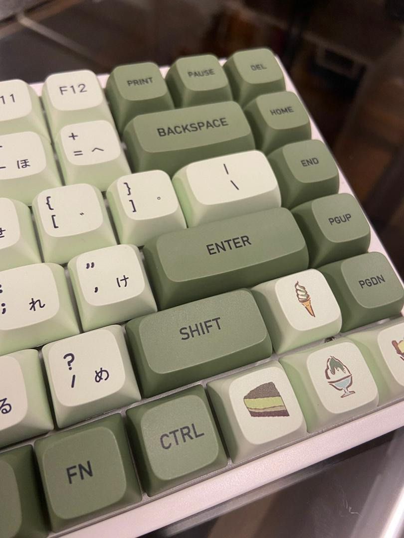 KEYCAPS ONLY - 122 Keys Matcha Green XDA Profile PBT Sublimation (Category: Computer Keyboard) located in Las Pinas. Submitted by burgeritas (Listing ID 1469229321, Image 2). Description: Complete 122 Keys, can also be used for different/smaller keyboard configurations RFS: I love matcha pero hindi match sa desk aesthetic ko .