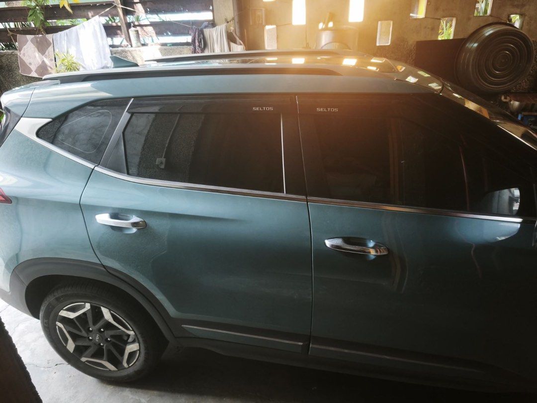 Kia Seltos 1.4T Auto (Category: Used Cars) located in Las Pinas. Submitted by reydavidgamboa (Listing ID 1469165879, Image 2). Description: FOR SALE: 2024 Kia Seltos 1.4T SX AT (Top-of-the-Line Turbo) Selling a pristine, near-new 2024 Kia Seltos SX Turbo in its highly sought-after signature Pluton Blue colorway. This is the absolute highest trim level available, packing both premium performance and a modern tech stack. Save nearly ₱500,000 from t