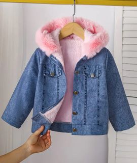 (Category: ) located in . Submitted by louvefinds (Listing ID 1469203004, Image 1). Description: .
