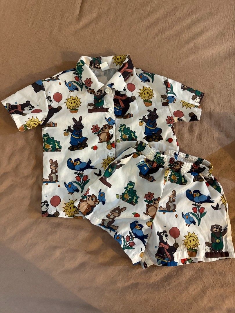 Kids Polo & Shorts Set (Category: Babies & Kids Fashion) located in Manila. Submitted by withlovesam (Listing ID 1469267875, Image 1). Description: 4y on tag, so nice!!.