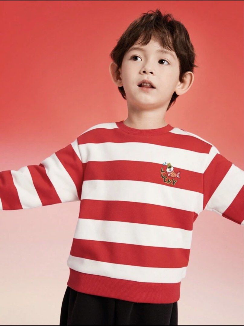 Kids Striped Fleece Pullover Red White (Category: Babies & Kids Fashion) located in Manila. Submitted by monstershaaa (Listing ID 1469164257, Image 2). Description: balabala brand used once only - hongkong Trip Original price - 700+ good Quality - Knitted RFS : maliit na sa anak ko - Kids striped fleece sweatshirt in red and white - Size: 7Y (suitable for boys or girls) - Features an adorable little lucky fish embroidery on the chest - Loose pull