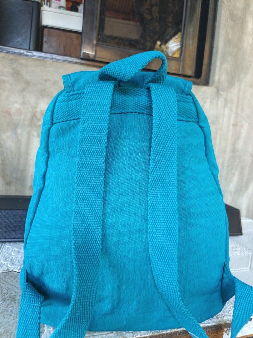 Kipling bagpack (Category: Backpacks) located in Quezon, Isabela. Submitted by ukay-ukaybylyn (Listing ID 1469251125, Image 2). Description: goods pa 💯 need wash and wala na yung monkey charm nya antibay neto as in.