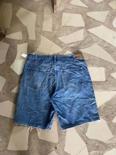 (Category: ) located in . Submitted by thrift-real2.0 (Listing ID 1469182744, Image 1). Description: .