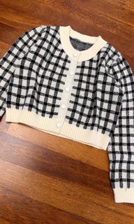 (Category: ) located in . Submitted by fashionhausdenington (Listing ID 1469223392, Image 1). Description: .