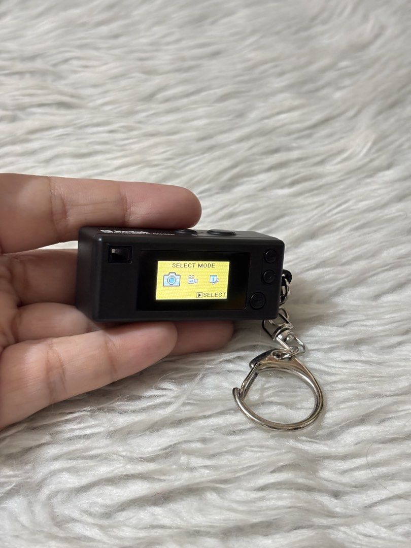 Kodak Charmera (Category: Cameras) located in Paranaque City. Submitted by dalle_closet (Listing ID 1469188638, Image 2). Description: working well with memory card.