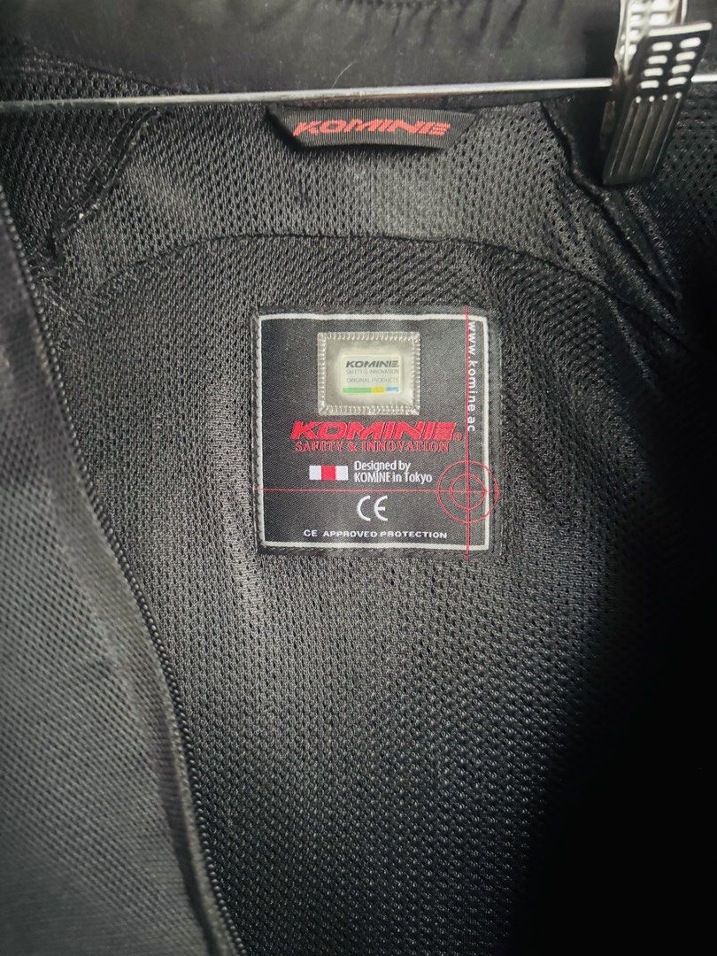 Komine Jacket Black for women (Category: Coats, Jackets and Outerwear) located in Manila. Submitted by carmidtong65199 (Listing ID 1469192783, Image 2). Description: - 100% Genuine Komine motorcycle jacket in sleek black - Tokyo-designed with certified CE-approved protection for maximum safety - Fully breathable mesh construction keeps you cool in PH weather - Perfect for daily city commuting and long-distance touring - Comfortable fit that looks