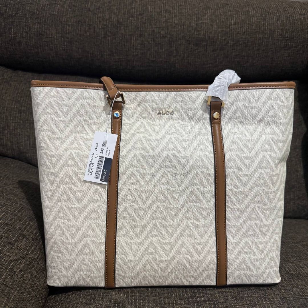KS ELAMARYN TOTE FOR LADIES (Category: Tote Bags) located in Quezon City. Submitted by mjmbagsandwatches (Listing ID 1469199705, Image 1). Description: ELAMARYN TOTE ✅ 1 7 9 9 each +sf ✅ Size: (H)38cm x (W)43cm x (D)15cm ✅ M P 0 & Brandnew 📸 Actual Pictures Posted 📲 PM for orders and inquiries 📌We Ship Nationwide (+SF) 📌No Return, No Exchange 📌If in DOUBT, please DO NOT Transact 📌We are not liable for any LOSS or damaged items due to Courie