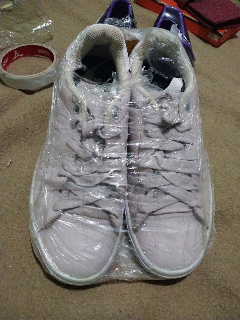 Kswiss Shoes (Category: Sneakers) located in Angeles City. Submitted by eslazatin789276 (Listing ID 1469183326, Image 1). Description: .