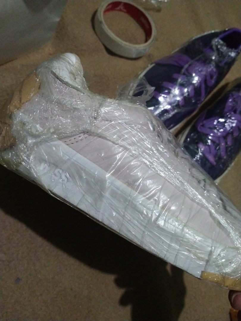 Kswiss Shoes (Category: Sneakers) located in Angeles City. Submitted by eslazatin789276 (Listing ID 1469183326, Image 2). Description: .
