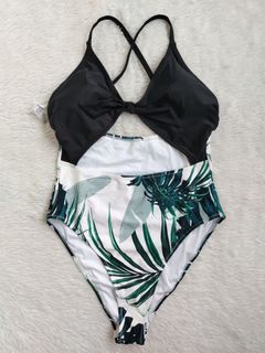 (Category: ) located in . Submitted by closetbykimkirsten (Listing ID 1469225268, Image 1). Description: .