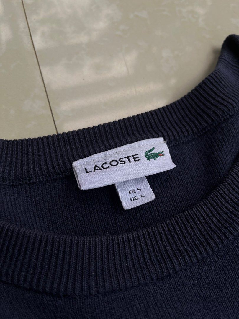 Lacoste (Category: Hoodies) located in Manila. Submitted by justthrift161 (Listing ID 1469172907, Image 3). Description: Lacoste 23.5x29.5 Complete tags Color rate: 9.5/10 No issue Excellent Condition Authentic✅ Dm📩📩📩.
