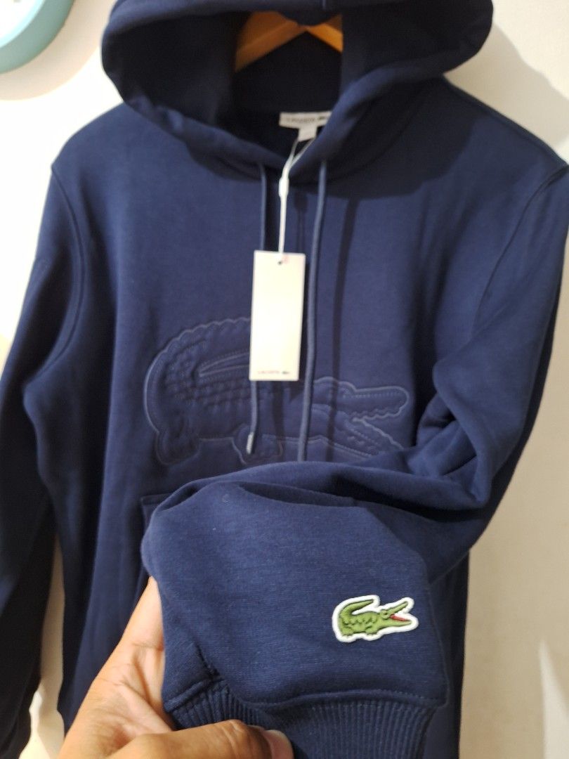 Lacoste fleece hoodie pullover navy blue (Category: Coats, Jackets and Outerwear) located in Muntinlupa City. Submitted by kstefanomela14 (Listing ID 1469164149, Image 3). Description: Lacoste pullover hoodie Colors: Black - 20x25.5 Navyblue small - 20x25.5 Med - 21x26 Large - 22x27 XL - 23X28 Cod cop Lbc j&t lalamove.