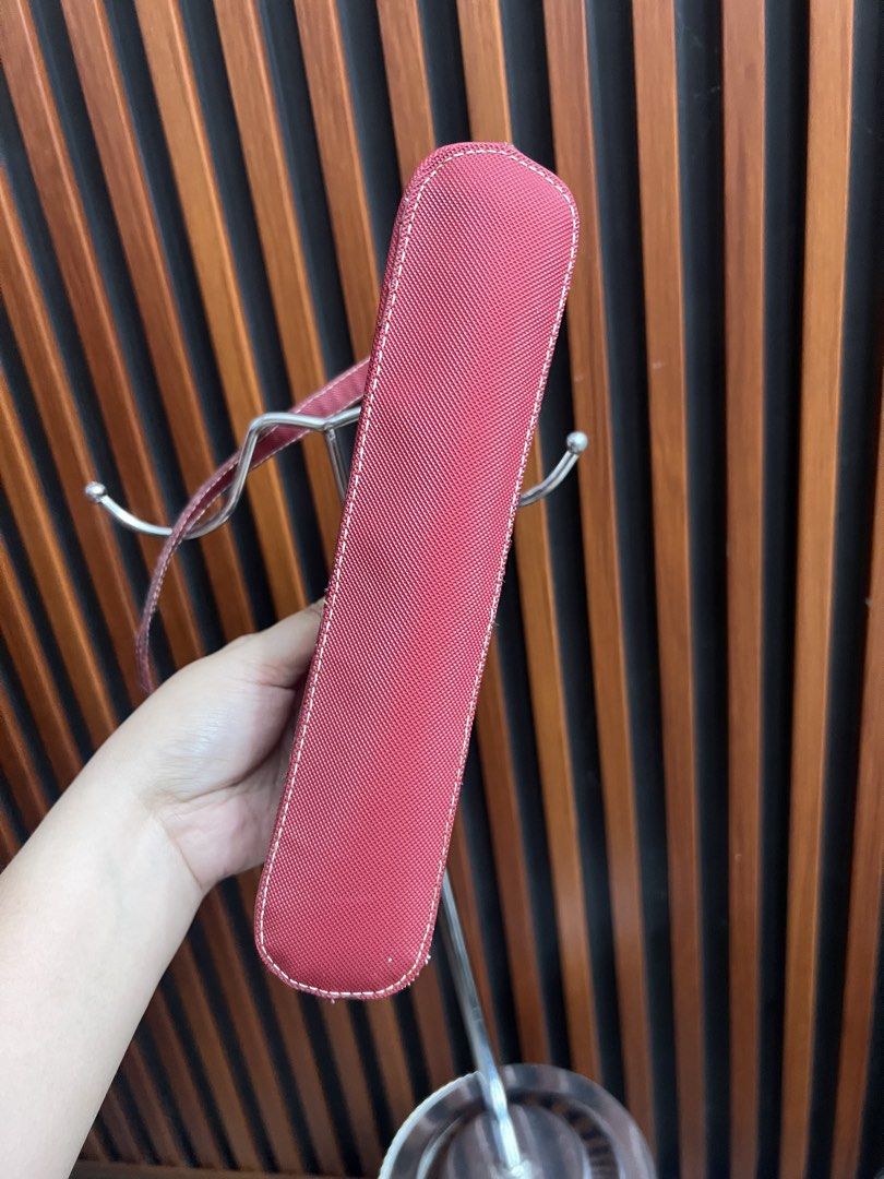 Lacoste Kili (Category: Luxury Bags & Wallets) located in Dagupan City. Submitted by nicacloset.ph (Listing ID 1469391070, Image 3). Description: rubber lining issue.