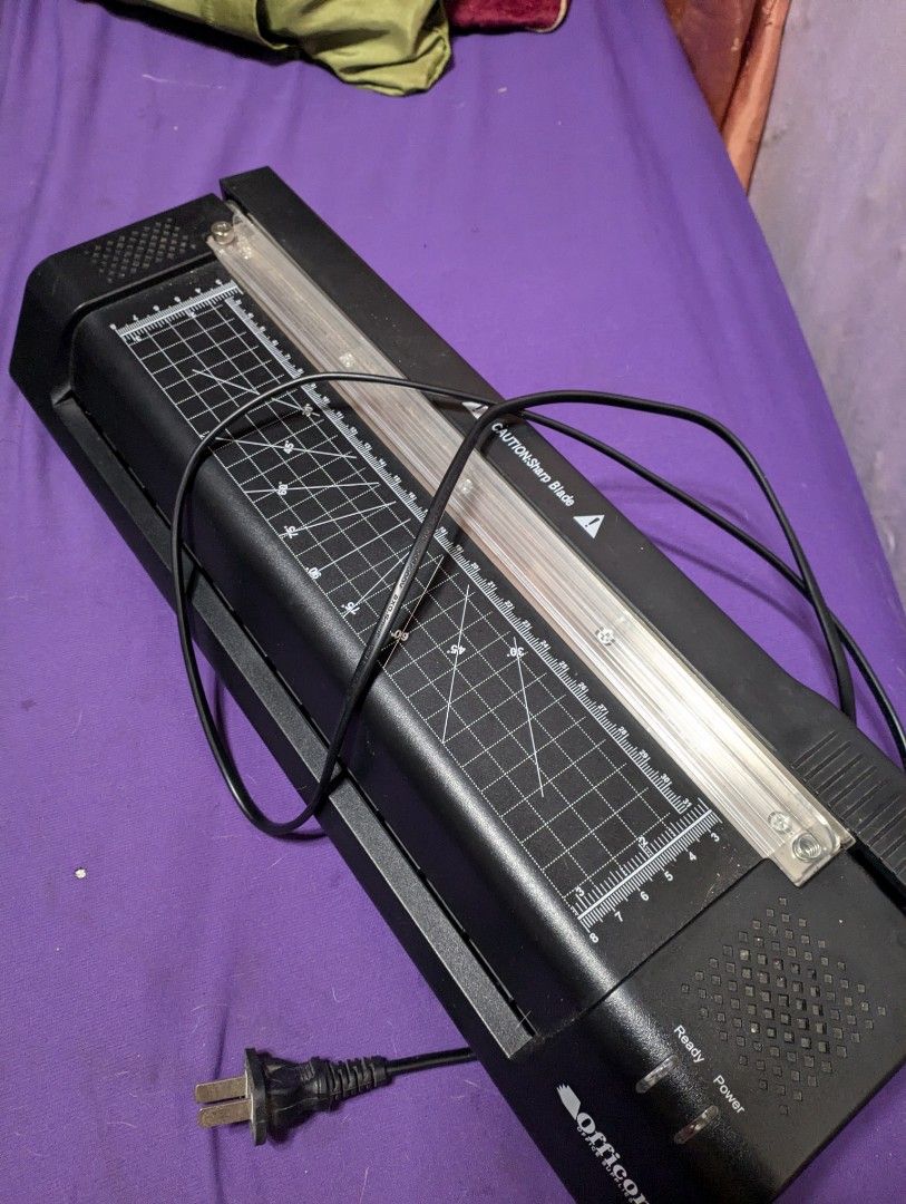 Laminating Machine (Category: Craft Supplies & Tools) located in Rizal. Submitted by l4rcy (Listing ID 1469237020, Image 1). Description: FOR SALE – OFFICOM 3-IN-1 LAMINATOR 💰 ₱1,500 ONLY! • Hot & Cold • With built-in cutter • No issue • 3 months old • Hindi masyadong nagagamit PM sa interested!.