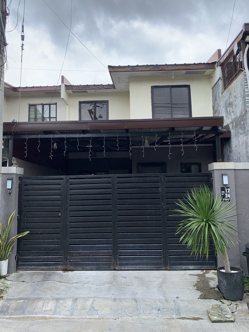 Lancaster General trias / Assume balance (Category: House & Lot) located in General Trias. Submitted by butter_scotch09 (Listing ID 1469212670, Image 1). Description: For Pasalo/ assume balance Cash out: 800k ( slightly negotiable for serious buyer) 20yrs term under landbank 9 yrs & 10 months paid Monthly amortization: 8,700 Estimated remaining balance Kay bank ( around 700k nlng) For more details Please message me here on carousel or whats app n