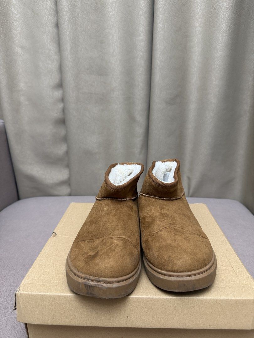Lefties Winter Furry Boots Brown (Category: Boots) located in Las Pinas. Submitted by thealyssacloset (Listing ID 1469208681, Image 2). Description: .
