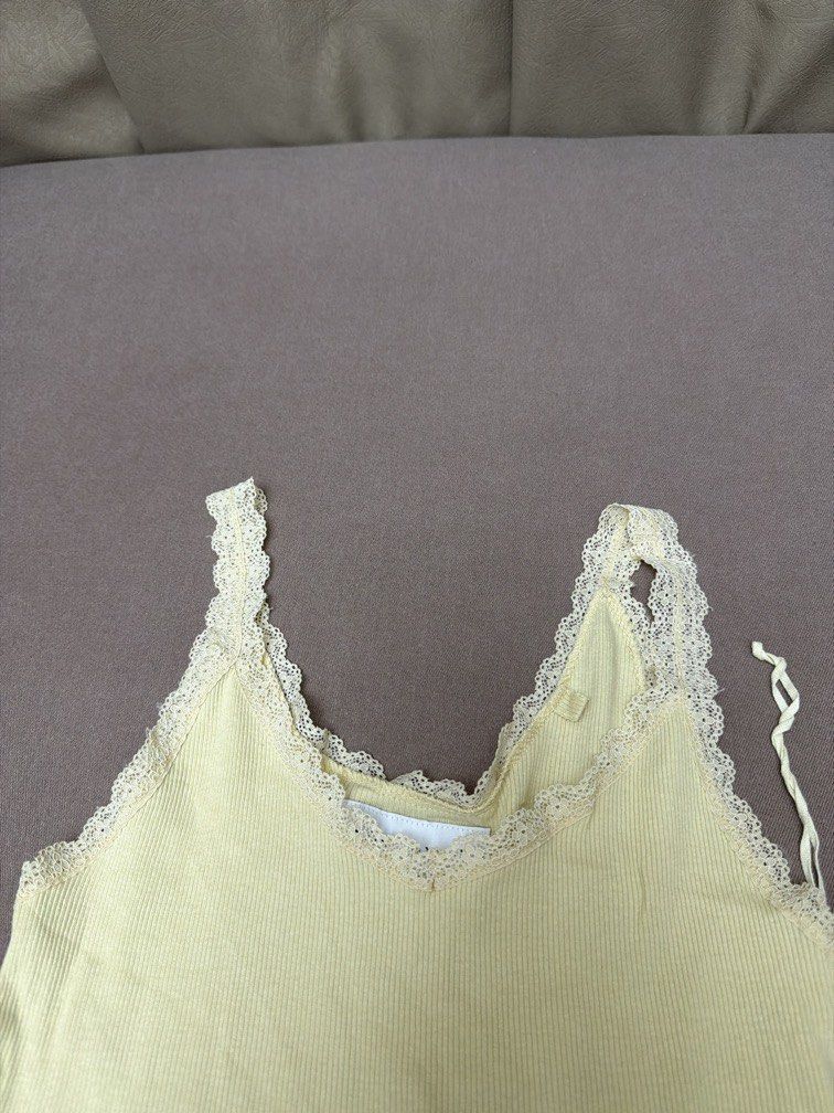 Lefties Yellow Lace Sando top (Category: Sleeveless) located in Las Pinas. Submitted by thealyssacloset (Listing ID 1469236356, Image 2). Description: .