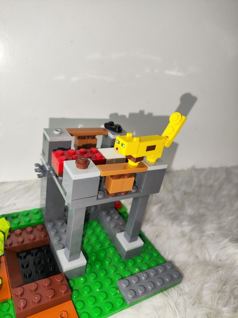 LEGO Minecraft The Panda Nursery 21158 (Category: Lego & Building Sets) located in Cavite. Submitted by tinetaclesss (Listing ID 1469307431, Image 3). Description: - no minifigs sold as seen.