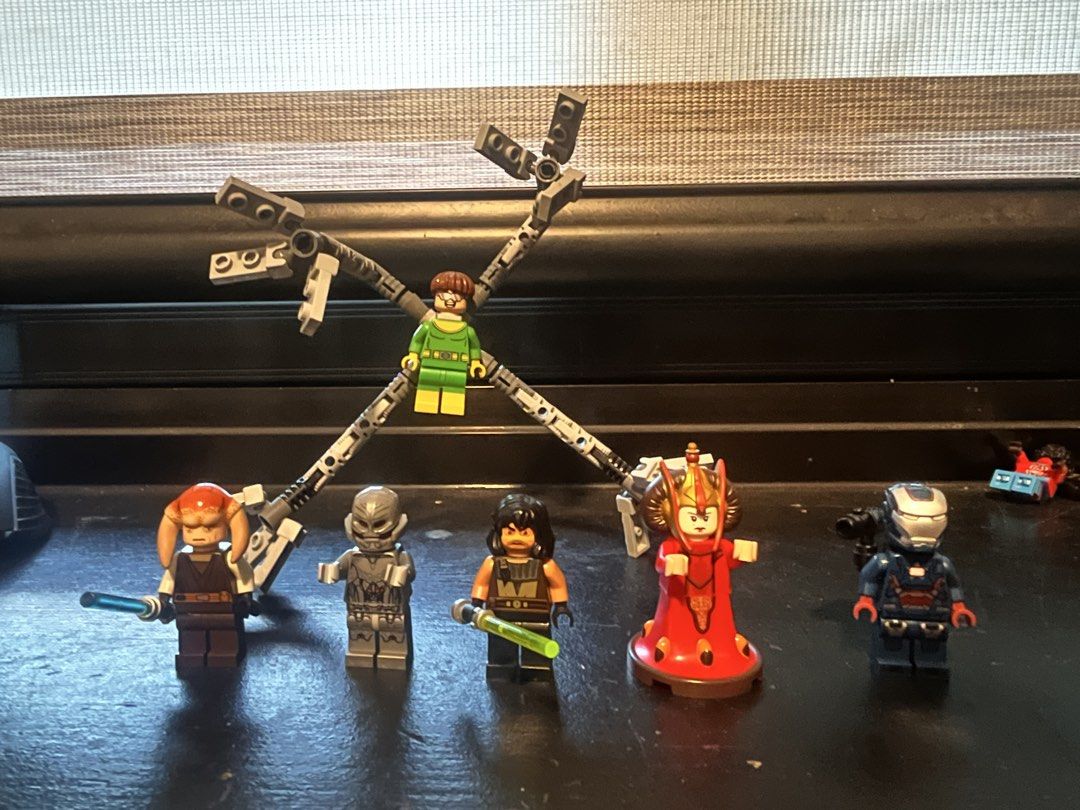 Lego starwars and marvel figures (Category: Lego & Building Sets) located in Manila. Submitted by ezbricks (Listing ID 1469185002, Image 1). Description: Quinlann voss - 1.2k Jedi - 1.7k dock ock - 1.1k iron patriot- 3500.