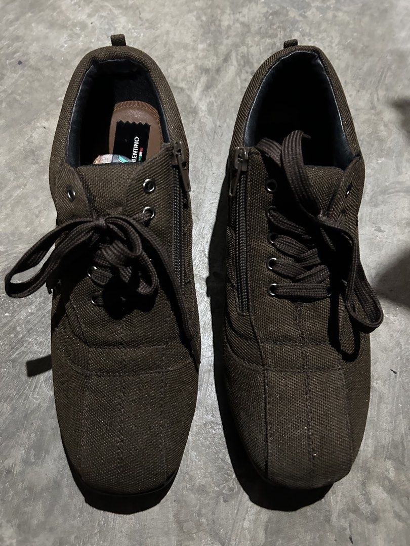 Leona Valentino Dark Brown Shoes (Category: Sneakers) located in Quezon City. Submitted by jjsurplus_23 (Listing ID 1469293124, Image 1). Description: 26cm.