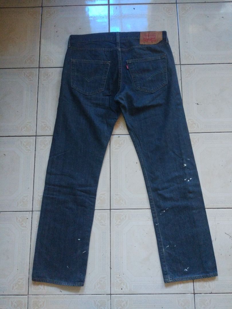 Levis 501 Jean 33 actual (Category: Jeans) located in Pasay City. Submitted by denimdude.ph (Listing ID 1469267961, Image 2). Description: paint marks, last pic.