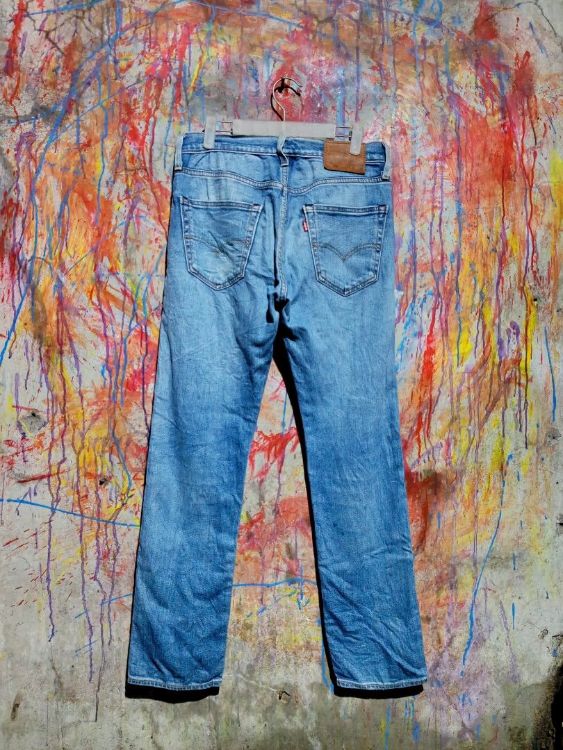 LEVI'S 502 SELVEDGE LIGHT BLUE JEANS (Category: Jeans) located in Quezon City. Submitted by unholy_finds (Listing ID 1469288939, Image 2). Description: - Brand: Levi's 502 - Wash: Light wash - Size: 29 Waist / 32 Length - Fit: Classic straight leg - Style: Standard five-pocket design with branded metal button closure and back leather patch - Condition: Great casual staple for everyday wear.
