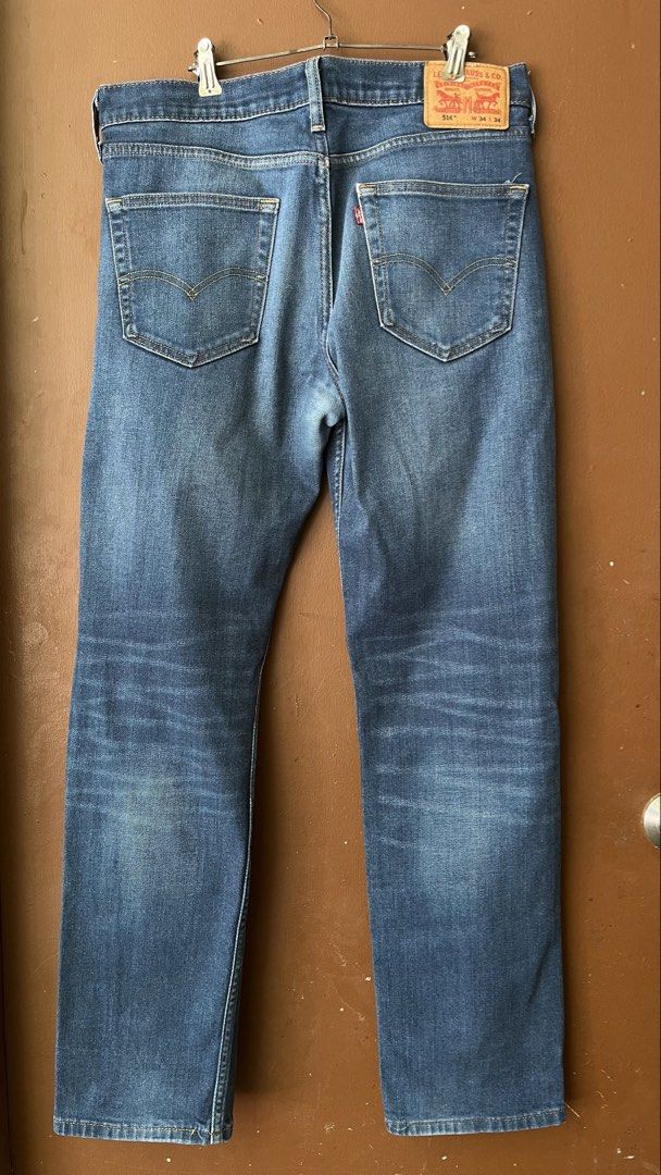 Levis Denim Pants (Category: Jeans) located in Dumaguete. Submitted by thriftbydave63202 (Listing ID 1469252474, Image 3). Description: Levis 514 denim pants Size 34 In Excellent Condition No Issue Need Wash Mine: 1300 shipped Dm if you’re interested 📩 Can ship right away Courier: Jnt Express.