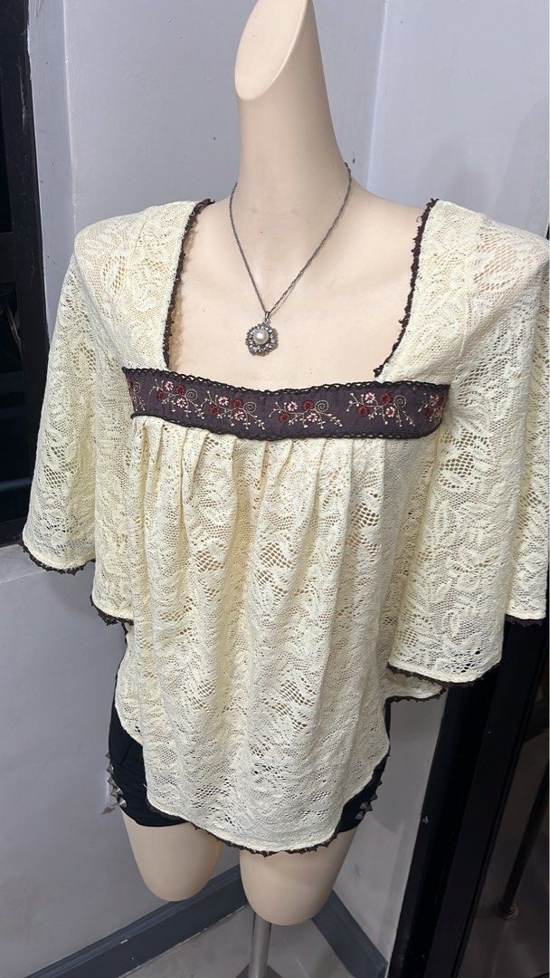 Liz Lisa lace poncho boho top (Category: Blouses) located in Caloocan City. Submitted by onlyfromthepast (Listing ID 1469253818, Image 2). Description: 9.5/10 condition S-m ✅My bio before purchasing tia💕 ✅ All items are fresh from bales, Pls expect dirt,dust or stains.