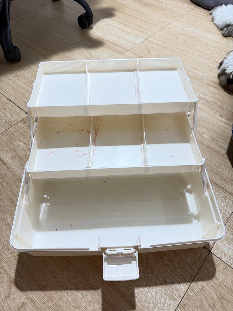 Locaupin 3 layer (medium) tackle box (Category: Storage Boxes & Baskets) located in Manila. Submitted by n1khola1_20051606 (Listing ID 1469241400, Image 3). Description: - Multi-tier plastic storage box with a clear lid and white trays - Condition: Has some pink staining and marks inside the trays from previous use needs to be cleaned. barely use during oral anatomy class rsf: decluttering 📍Bacoor Cavite Buyer will shoulder the shipping PAYO ONL