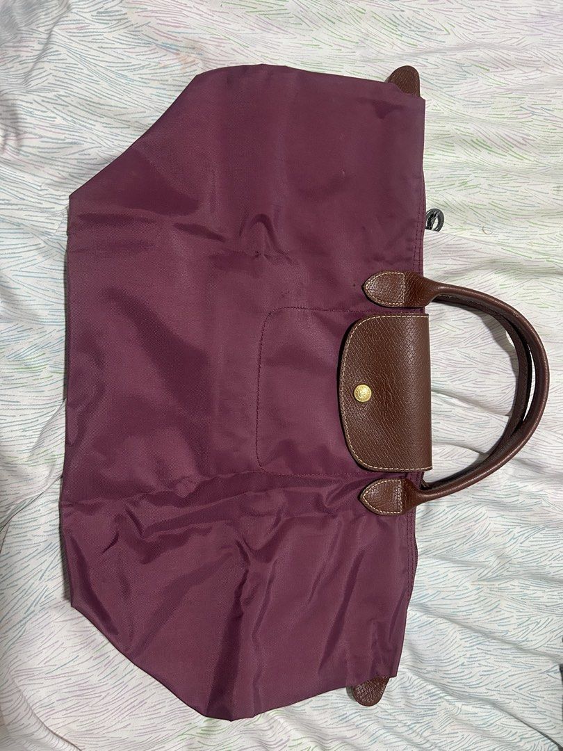 Longchamp Le Pliage Short Handle Medium (Category: Tote Bags) located in Santa Cruz. Submitted by mmgcl (Listing ID 1469263848, Image 1). Description: .