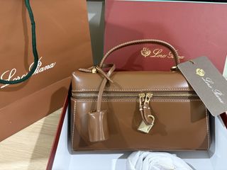 (Category: ) located in . Submitted by herluxe_official (Listing ID 1469385858, Image 1). Description: .