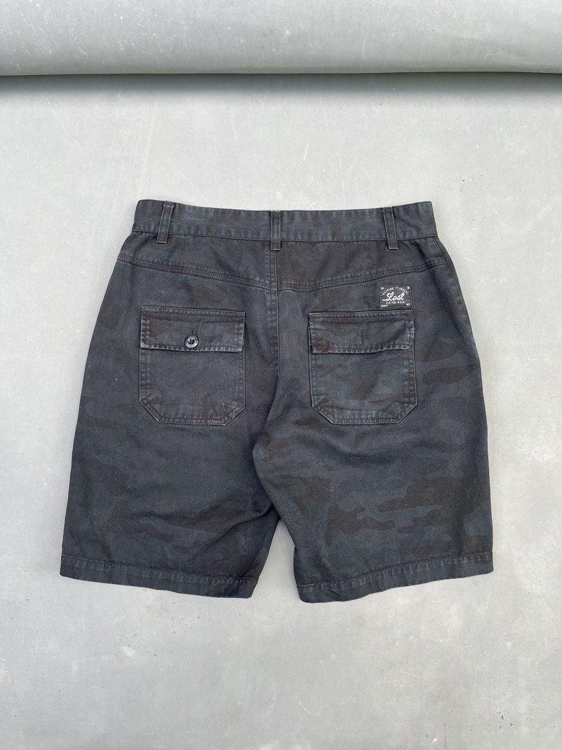 LOST ENTERPRISE CAMOUFLAGE WALKSHORT (Category: Shorts) located in Quezon City. Submitted by kentstuff (Listing ID 1469194382, Image 2). Description: LOST ENTERPRISE CAMOUFLAGE WALKSHORT Waist: 31-32 Length: 19 Leg opening: 10 Condition: Excellent CR: 9/10 Issue: ❌ DISCLAIMER: This is a thrifted item. All brands, logos, and trademarks belong to their rightful owners. We’re here to rehome great pieces — no brand affiliation intended.