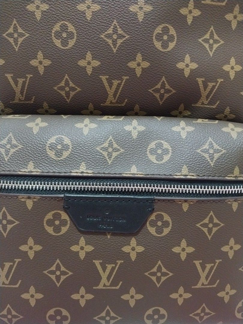 🐻Louis Vuitton Monogram Eclipse Canvas Backpack (Category: Luxury Bags & Wallets) located in Manila. Submitted by PrinceDani.Clothing (Listing ID 1469199474, Image 2). Description: Louis vuitton monogram back pack bag excellent condition .