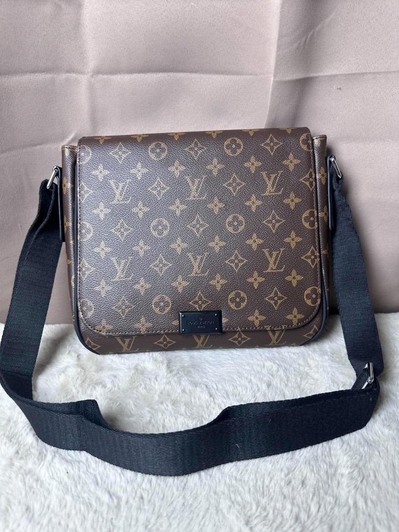 Louis Vuitton Monogram Messenger Bag (Category: Luxury Bags & Wallets) located in Davao. Submitted by luckyturtle.aa6ccf (Listing ID 1469273757, Image 1). Description: - Authentic Louis Vuitton messenger bag - Classic brown monogram canvas with dark hardware - Adjustable black canvas strap for shoulder or crossbody wear - Secure flap closure - Burgundy interior lining with a convenient slip pocket - Stamped Louis Vuitton Paris made in France.