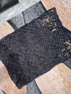 (Category: ) located in . Submitted by garments.sl (Listing ID 1469326347, Image 1). Description: .