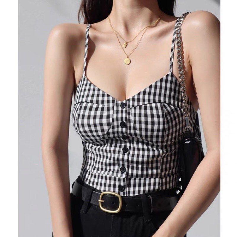 Lovito Black and White Gingham Cami Crop Top (Category: Sleeveless) located in Manila. Submitted by dianafayesimbre (Listing ID 1469386175, Image 1). Description: - Brand: Lovito - Style: Black and white gingham cami crop top - Size: L (EU 38, US 8) - Features: Sweetheart neckline, structured bust cups, adjustable spaghetti straps, functional front buttons - Back: Straight cut - Condition: Brand new with tags attached.