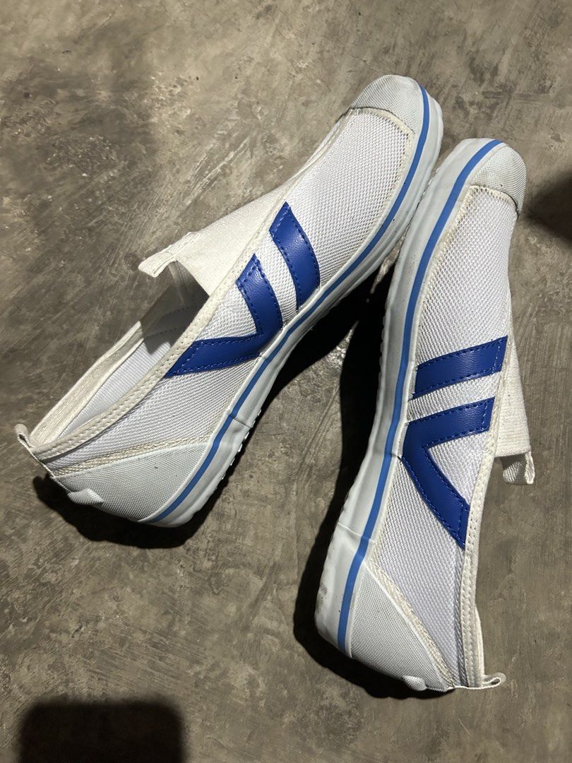 Lucky bell Japan Shoes (Category: Flats & Sandals) located in Quezon City. Submitted by jjsurplus_23 (Listing ID 1469294323, Image 2). Description: 25cm.