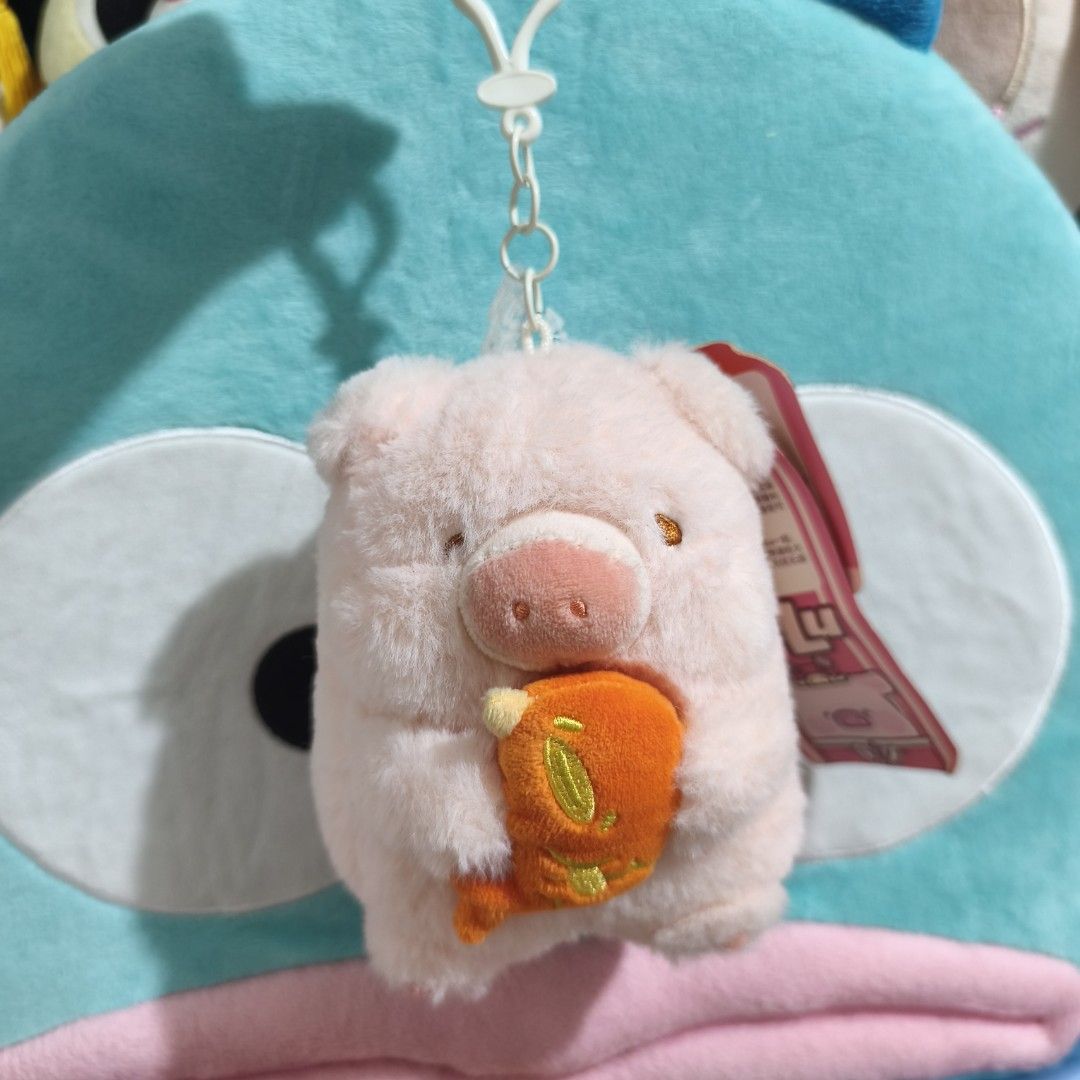 Lulu Pig (Category: Plushies & Soft Toys) located in Iloilo. Submitted by geselalpan30231 (Listing ID 1469162591, Image 1). Description: .