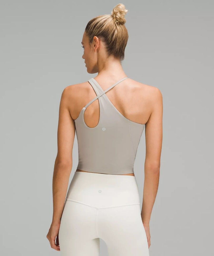lululemon Align™ Cross-Strap Tank Top (Category: Activewear) located in Taguig. Submitted by Sportywear (Listing ID 1469222586, Image 2). Description: dot 6 padded no flaws ganda neto 😍😍😍.