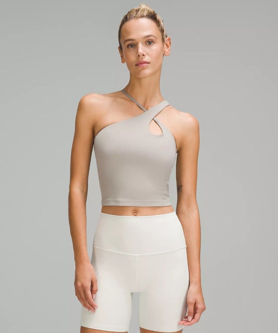 lululemon Align™ Cross-Strap Tank Top (Category: Activewear) located in Taguig. Submitted by Sportywear (Listing ID 1469222586, Image 1). Description: dot 6 padded no flaws ganda neto 😍😍😍.