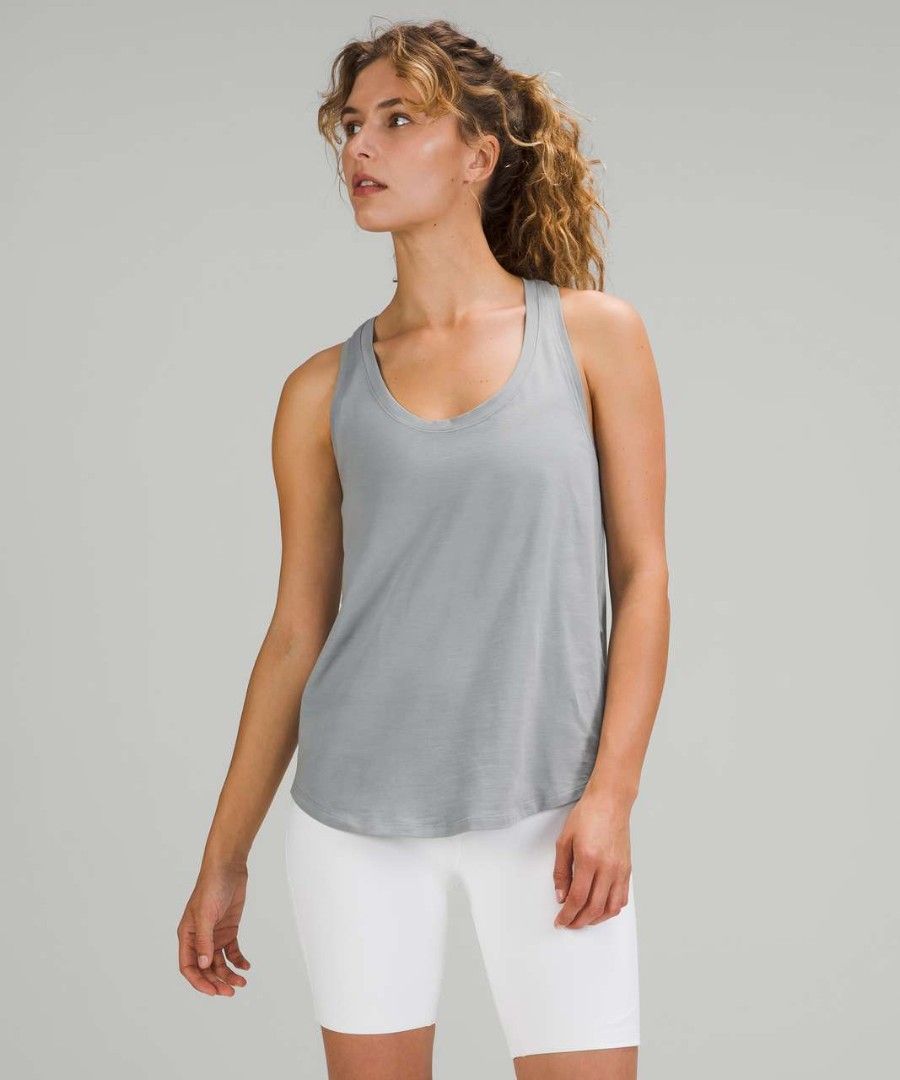 Lululemon love tanks (Category: Activewear) located in Bocaue. Submitted by ukaynipepe (Listing ID 1469323617, Image 1). Description: Lululemon love tank top Size 4 on tag Grayish purple colorway Width 15 Length 24 As new.