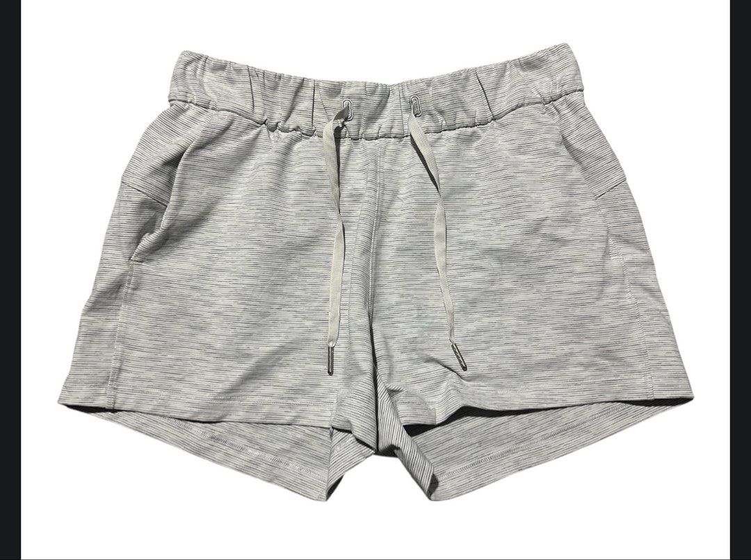Lululemon On The Fly Short dot 6 (Category: Activewear) located in Iba. Submitted by xooperfindslb (Listing ID 1469306173, Image 3). Description: Lululemon On The Fly Short Dot 6 Color: Wee Are From Space Nimbus Battleship Good condition No issue.