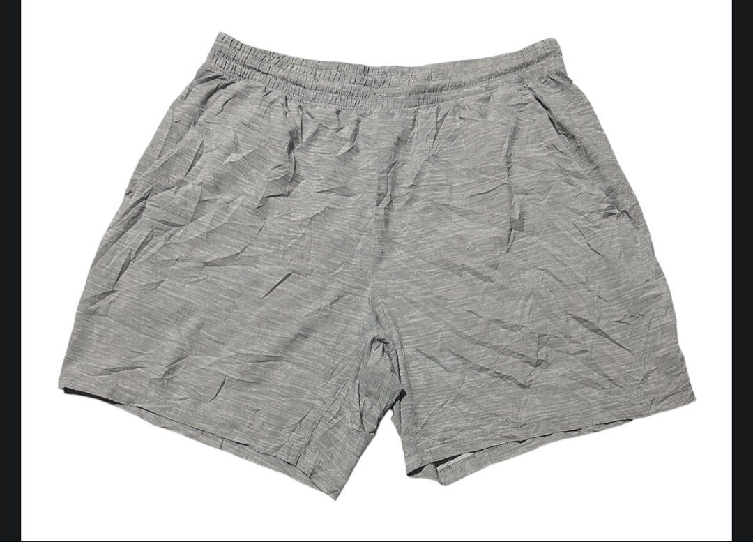 Lululemon Pace Breaker Short *Linerless 7" dot xl (Category: Activewear) located in Iba. Submitted by xooperfindslb (Listing ID 1469207279, Image 3). Description: Lululemon Pace Breaker Short *Linerless 7” Dot xl Color: Heather Allover Sea Salt Light Cast Meron minor imperfection sa logo(see last pic) Needs wash.