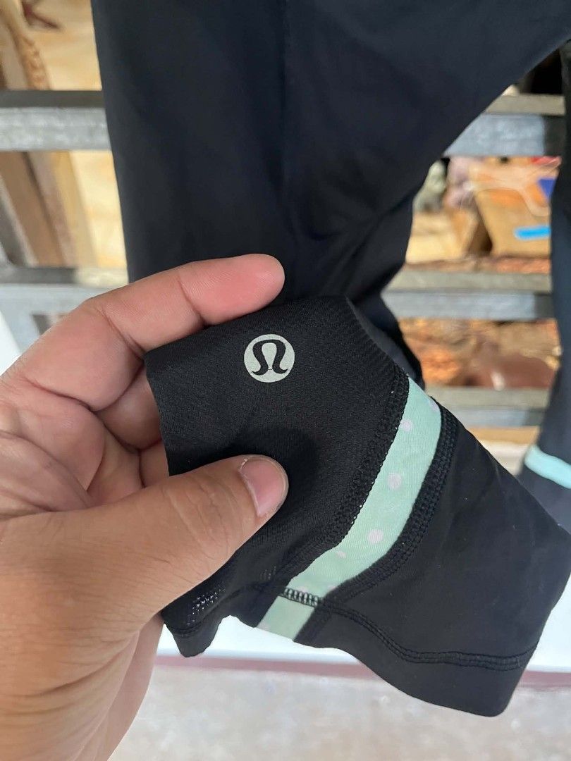 lululemon womens leggins (Category: Activewear) located in Rizal. Submitted by saint-nike11 (Listing ID 1469165326, Image 3). Description: lululemon womens leggins dot 8 on tag 30 to 34 bewang haba 29 650 + sf.