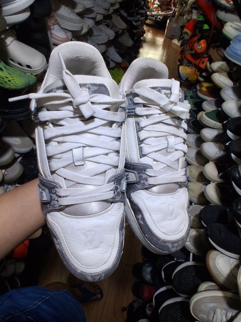 Lv sneakers (Category: Sneakers) located in Koronadal. Submitted by glai1992 (Listing ID 1469319370, Image 1). Description: LV trainers size 10.