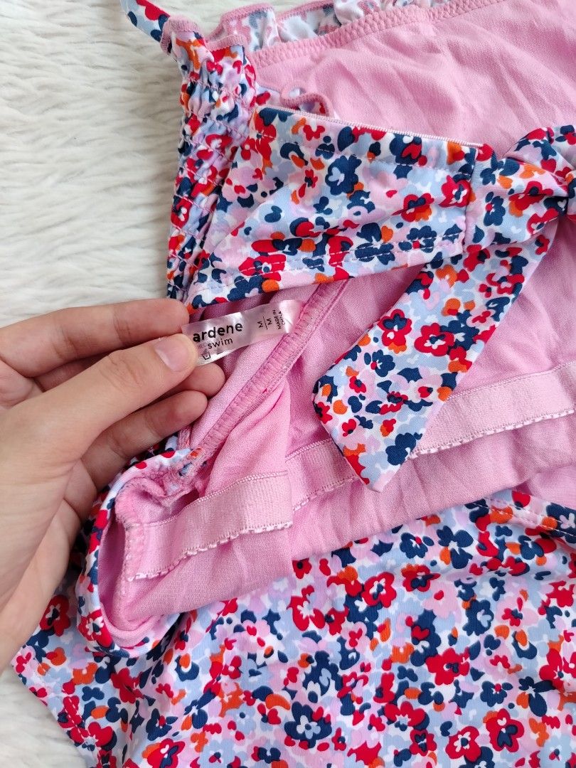 (M) Ardene (Category: Bikinis & Swimsuits) located in Paranaque City. Submitted by closetbykimkirsten (Listing ID 1469227713, Image 3). Description: 🎀Like New🎀 ✨Brand: Ardene ⚡Padded 🪷Size: Medium 💸Price: P280 (Non Negotiable) ♦️All Items are PRELOVED in good condition. ♦️Please do manage your expectations. ♦️WASH before USE ♦️BUY at your own RISK 🔥NO RETURN NO EXCHANGE POLICY🔥 ⛔BOGUS BUYER/JOY RESERVER will be posted in every groups⛔.