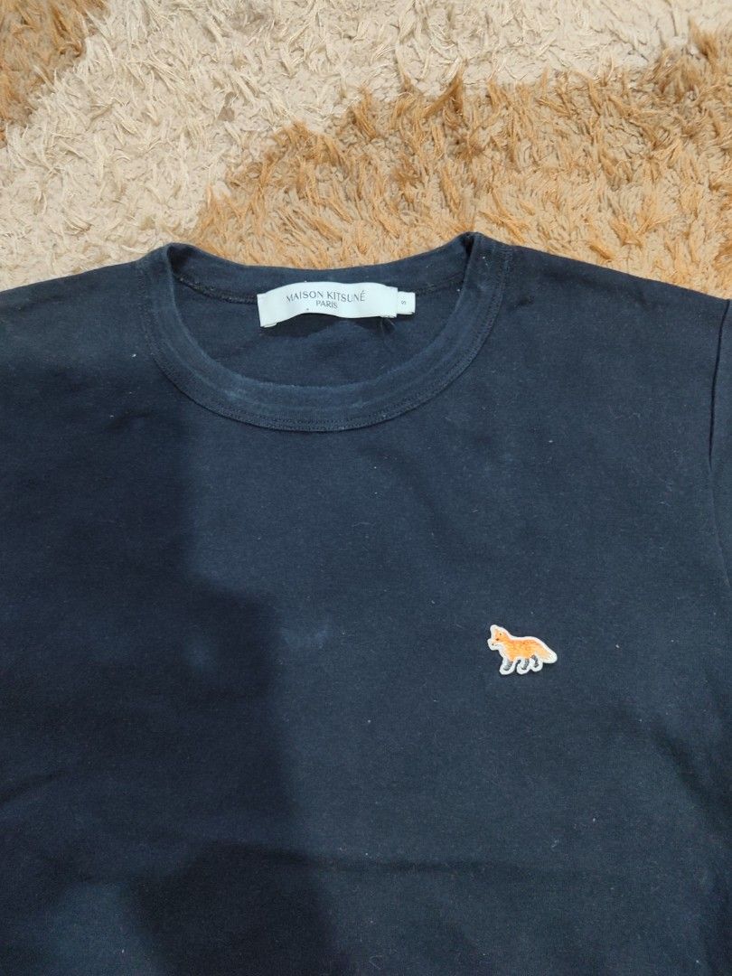 MAISON KITSUNE (Category: Shirts) located in Pagadian. Submitted by miraculouspat (Listing ID 1469304811, Image 2). Description: L 24 W 15 9.6/10 COLOR ASNEW CONDITION AUTHENTIC NO ISSUE COLOR MAY VARY DUE TO LIGHT.