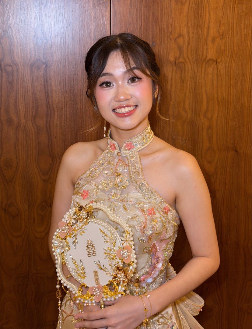 MAKEUP BY APPOINTMENT (Category: Beauty & Health Services) located in Singapore. Submitted by danimakeup (Listing ID 1469255331, Image 2). Description: ⭐️PROFESSIONAL MAKEUP SERVICES ⭐️ Services provided are as started below | Makeup and Hair 💍 Wedding / Bridal / ROM services ⚜️ Dinner and Dance ⚜️ Performance Makeup&hairdo ⚜️ Corporate Photoshoot ⚜️ Birthday party ⚜️ Casting , Filming ... ⚜️ Prom ✨ PRICING : Only Makeup on site - $108 Casual Ma